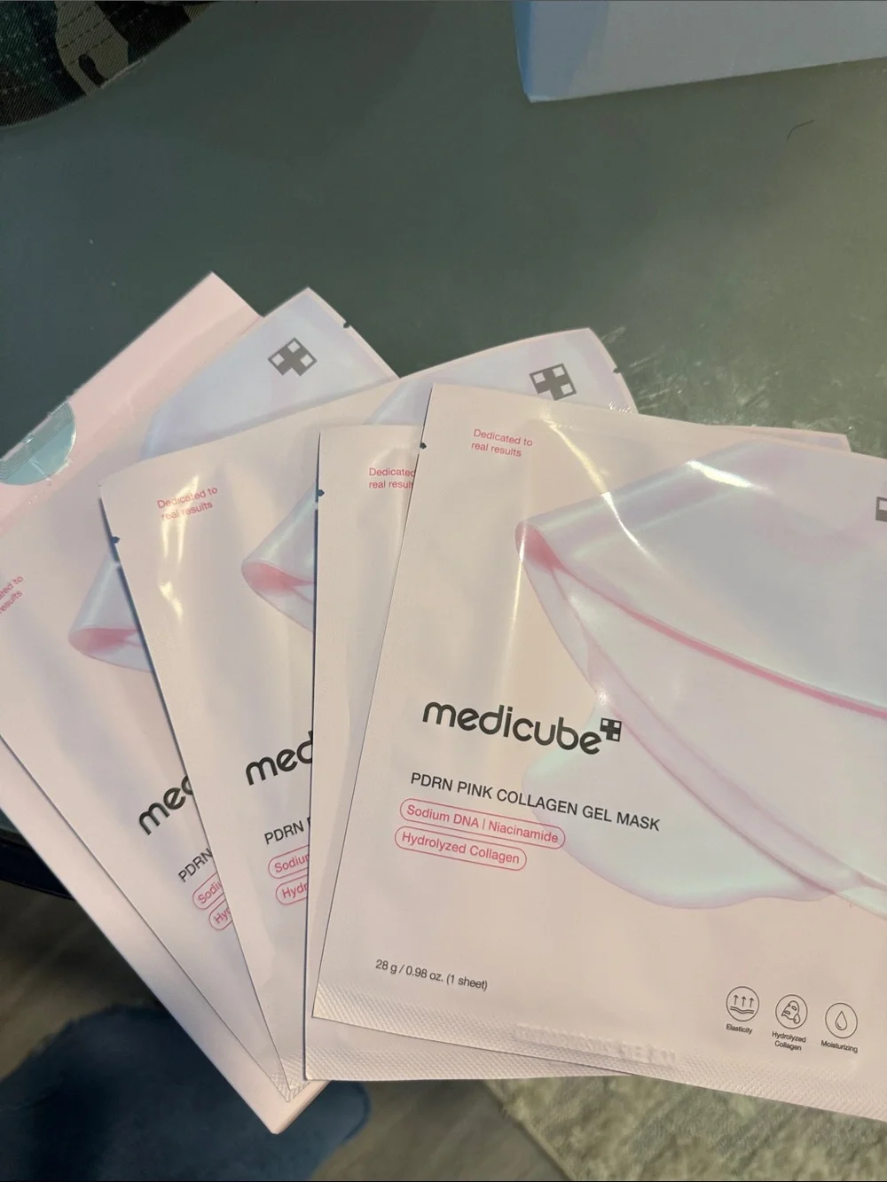 Medicube PDRN Pink Collagen Gel Mask - Hydrating Pink Sheet Mask